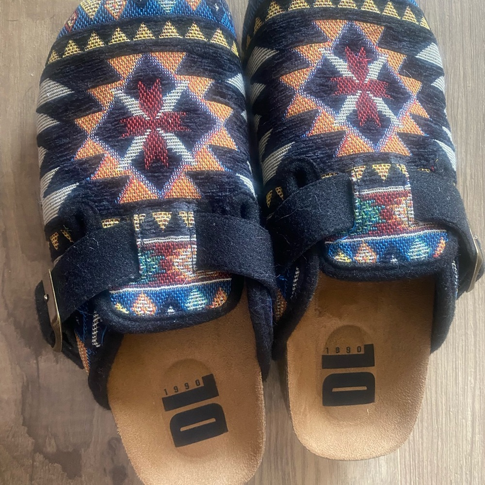 Dirty Laundry Multicolor Patterned Mules - image 10